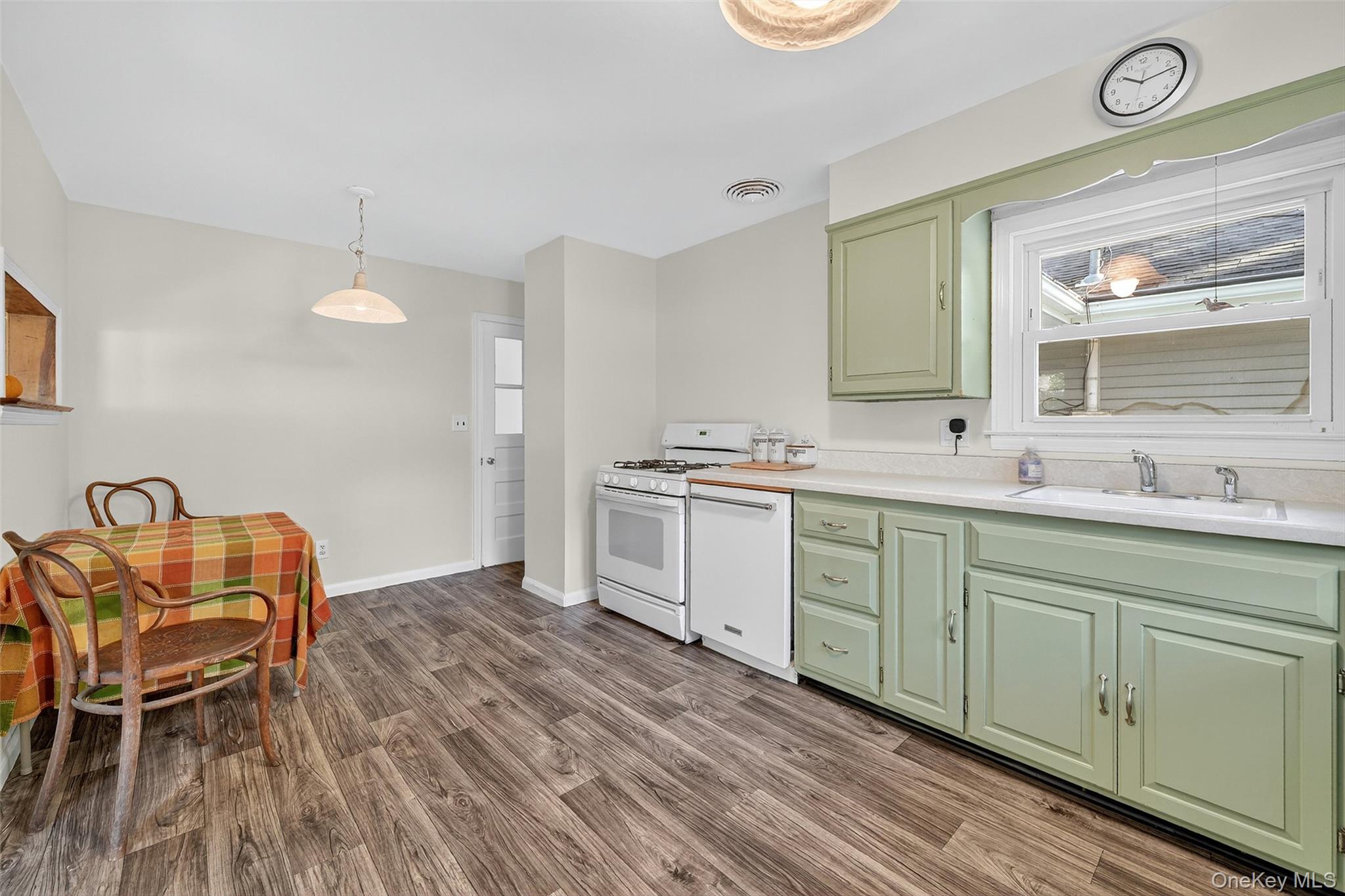 #6 photo, 520 Elizabeth Road, Yorktown Heights , NY 10598