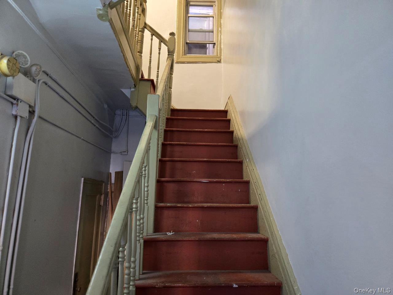 #2 photo, 5614 Broadway, ブロンクス区 Bronx , NY 10463