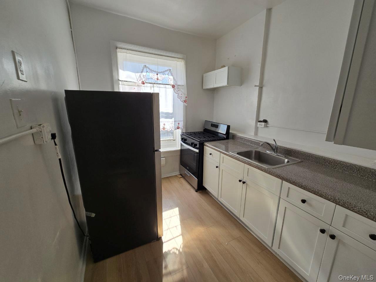 #4 photo, 5614 Broadway, ブロンクス区 Bronx , NY 10463