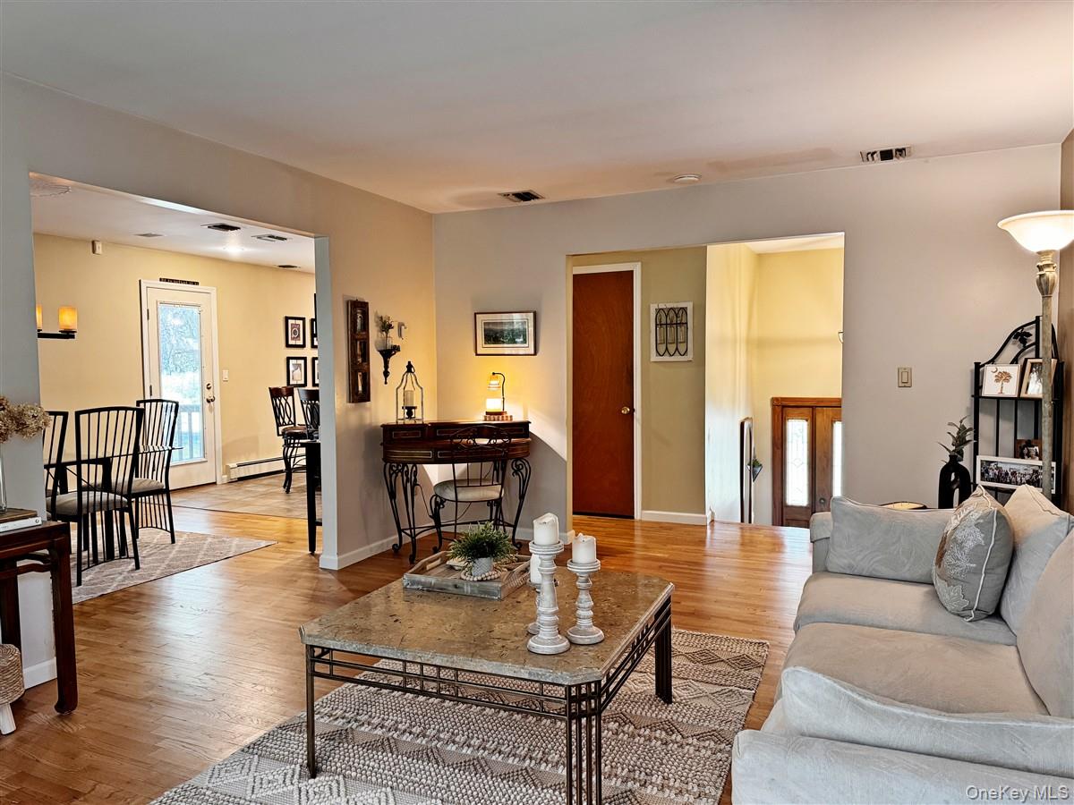 #3 photo, 28 The Promenade, New City , NY 10956