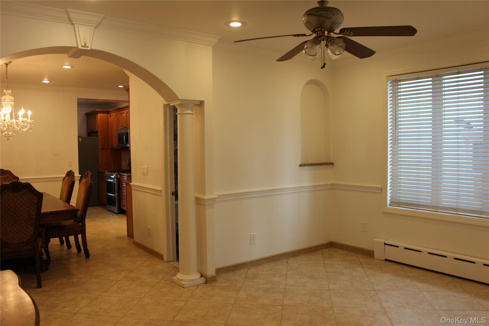 #4 photo, 2973 Harding Avenue, ブロンクス区 Bronx , NY 10465