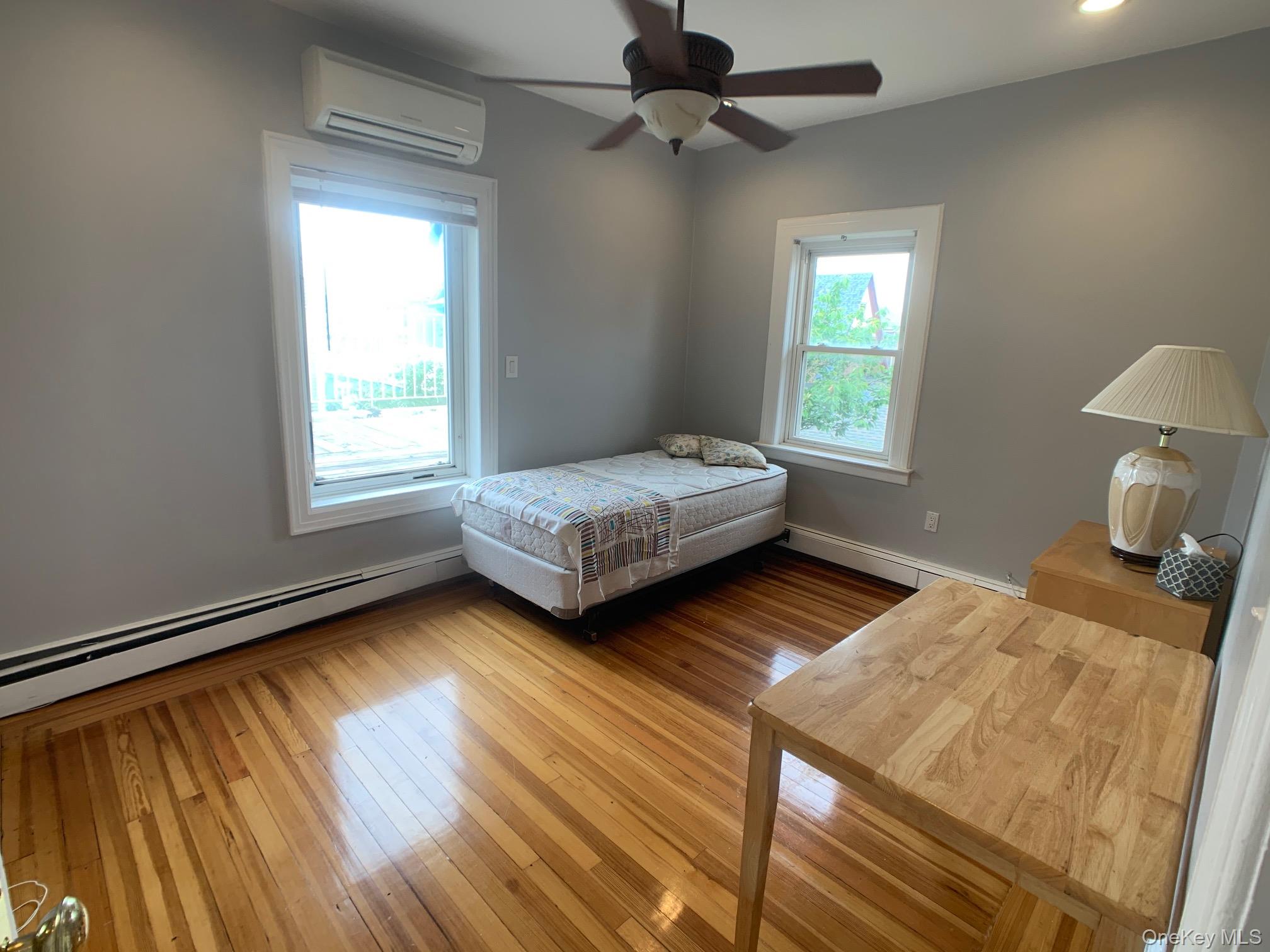 #8 photo, 141 Beach 125th Street, クイーンズ区 Rockaway Park , NY 11694