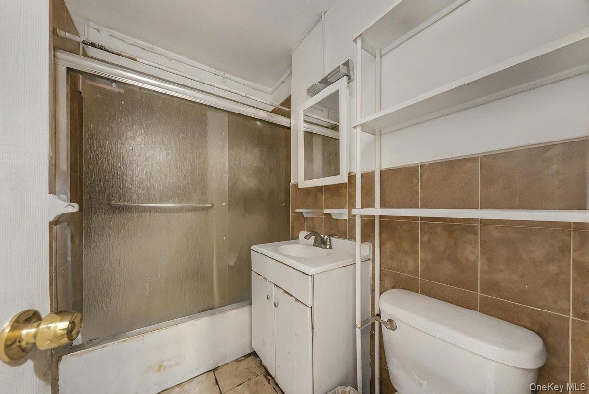 #9 photo, 86-16 60th  Ave, クイーンズ区 Elmhurst , NY 11373