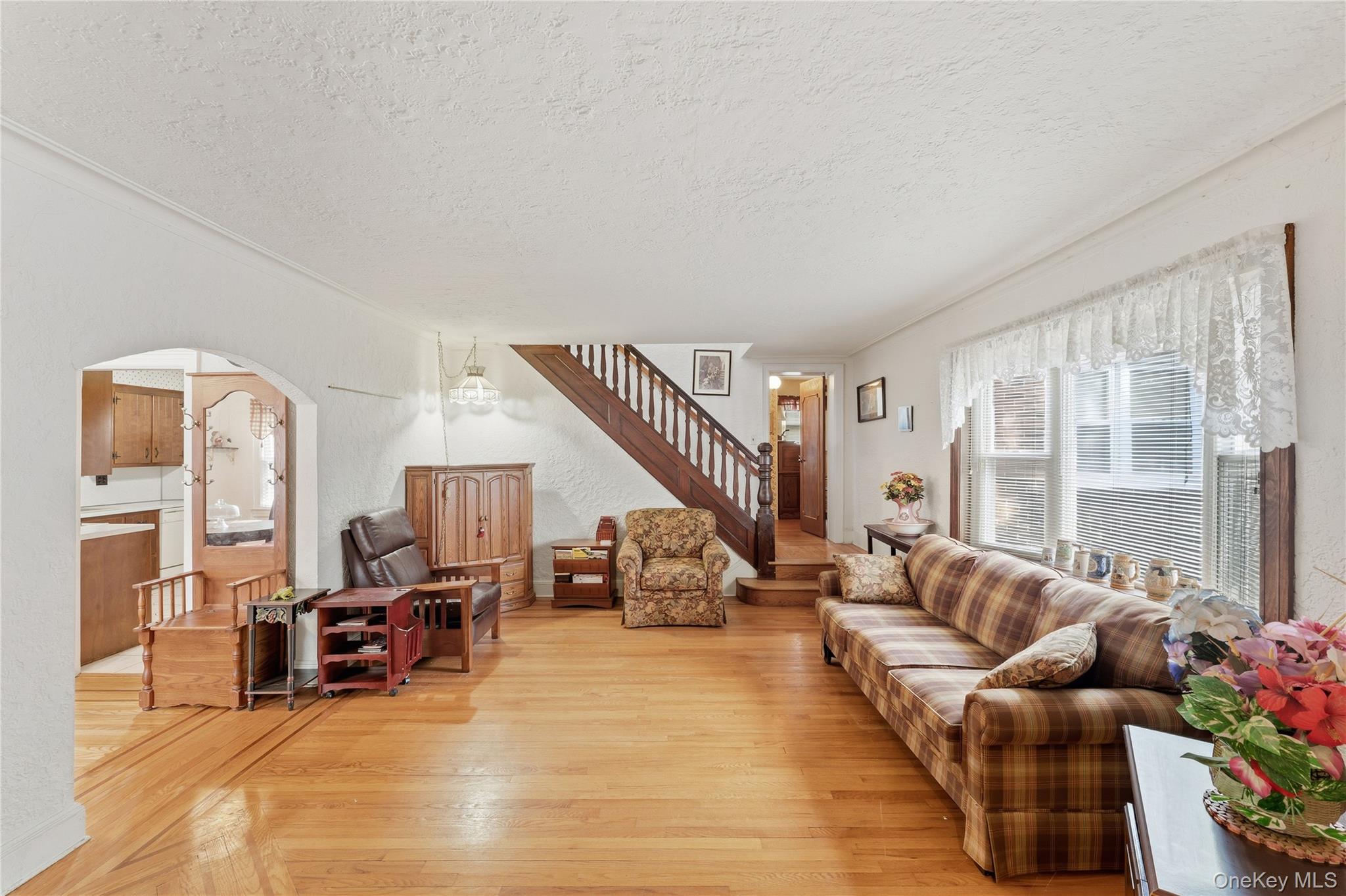 #3 photo, 1522 Surprise Street, ナッソー郡 Elmont , NY 11003