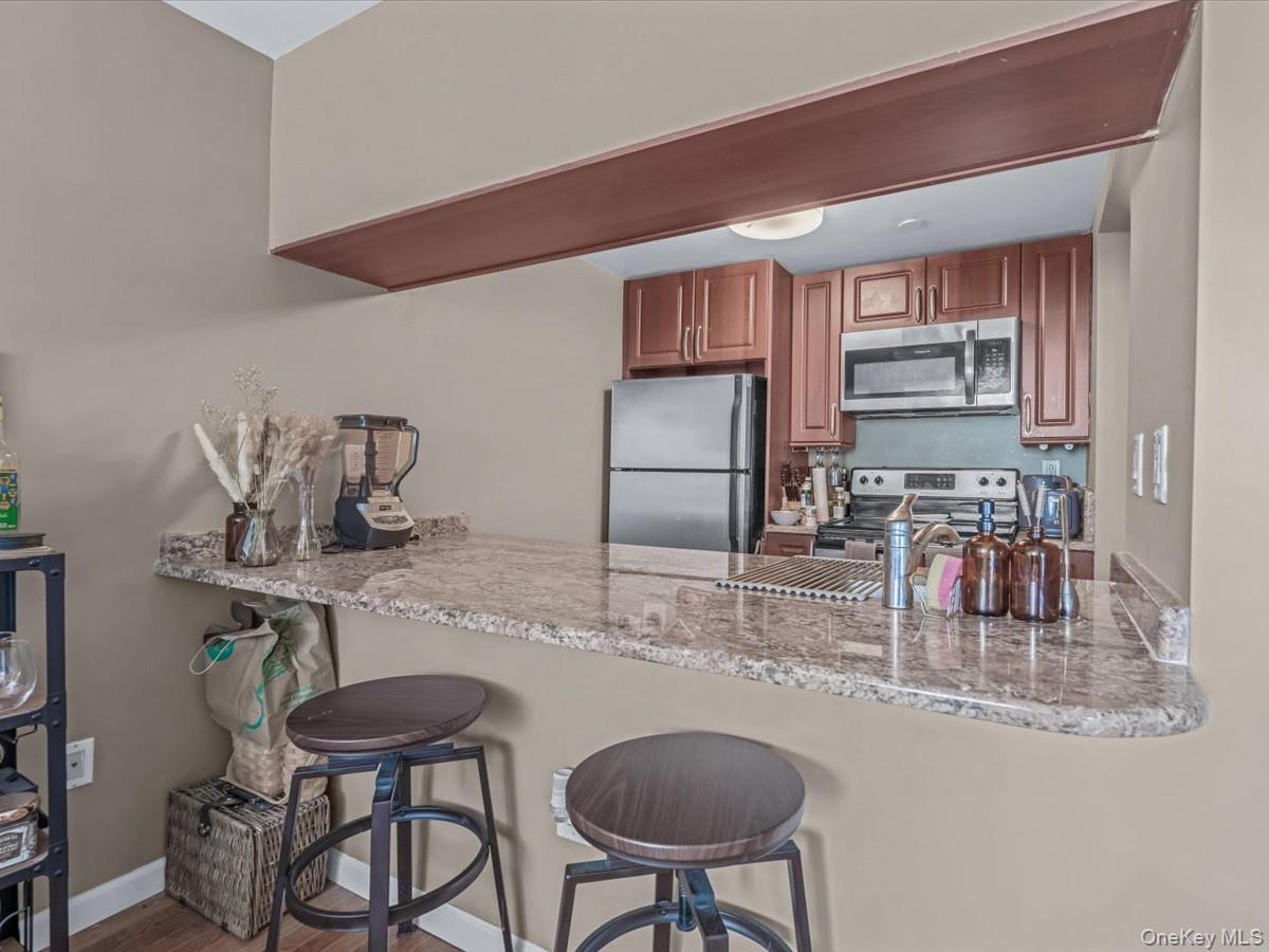 #4 photo, 358 Grove Street, ブルックリン区 Brooklyn , NY 11237