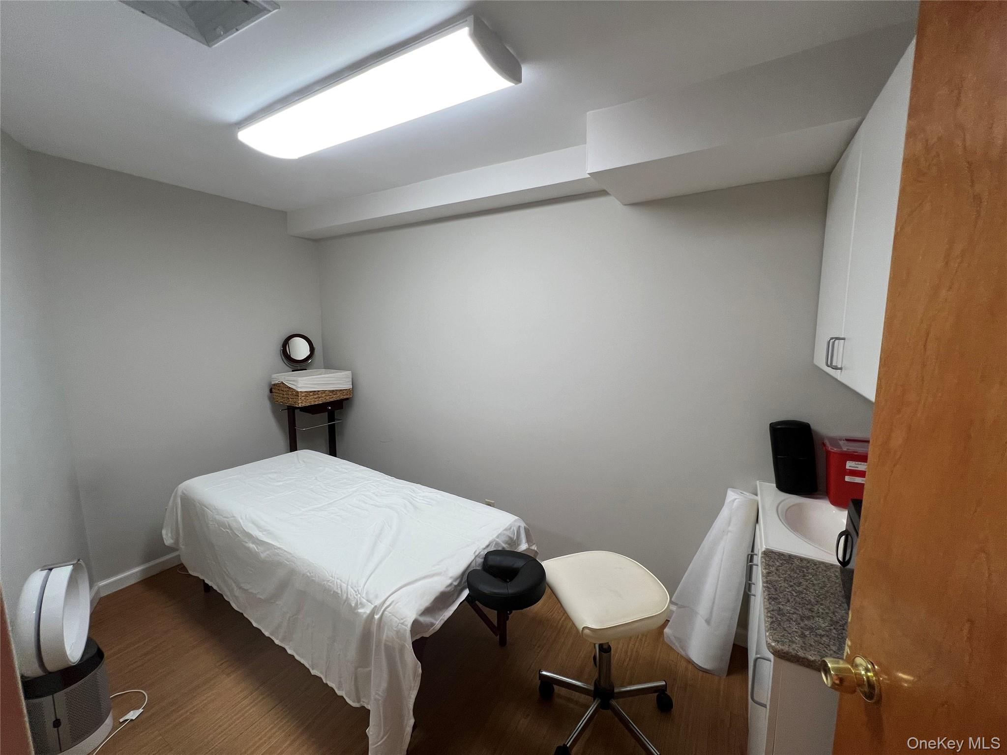 #4 photo, 143-27 Roosevelt Avenue, クイーンズ区 Flushing , NY 11354