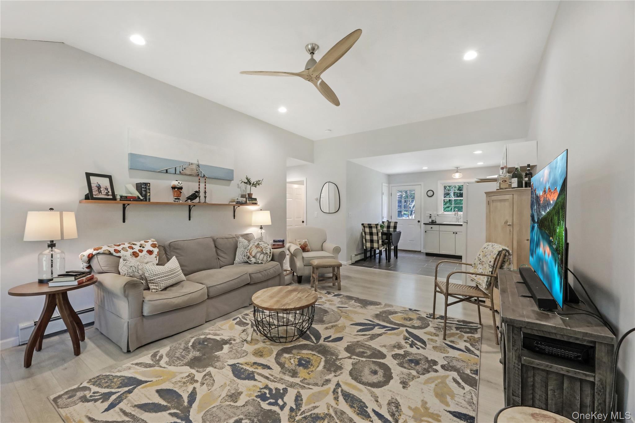 #14 photo, 48 Nidzyn Avenue, サフォーク郡 Remsenburg , NY 11960