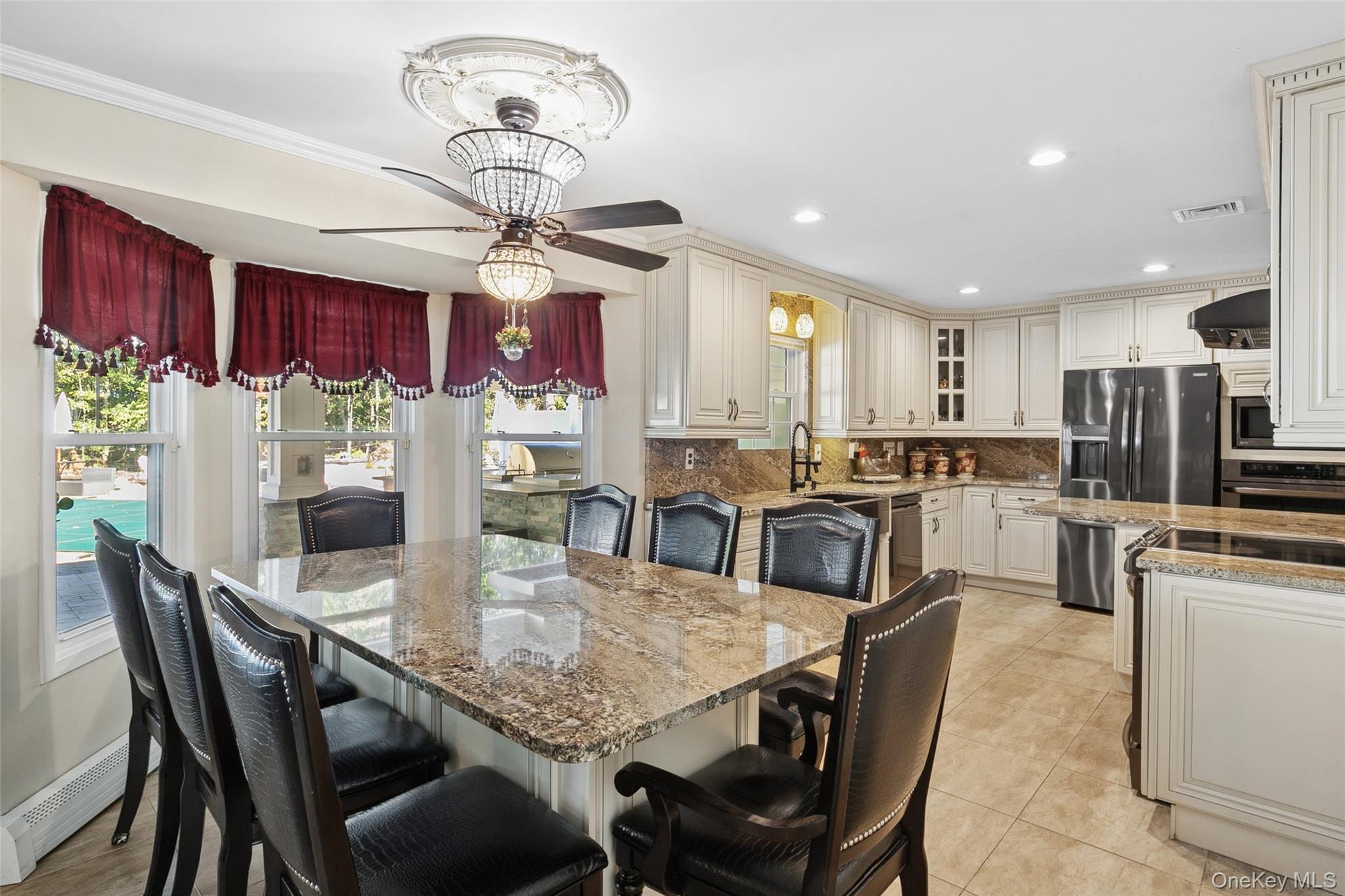 #11 photo, 14-16 gamay Court, サフォーク郡 Commack , NY 11725