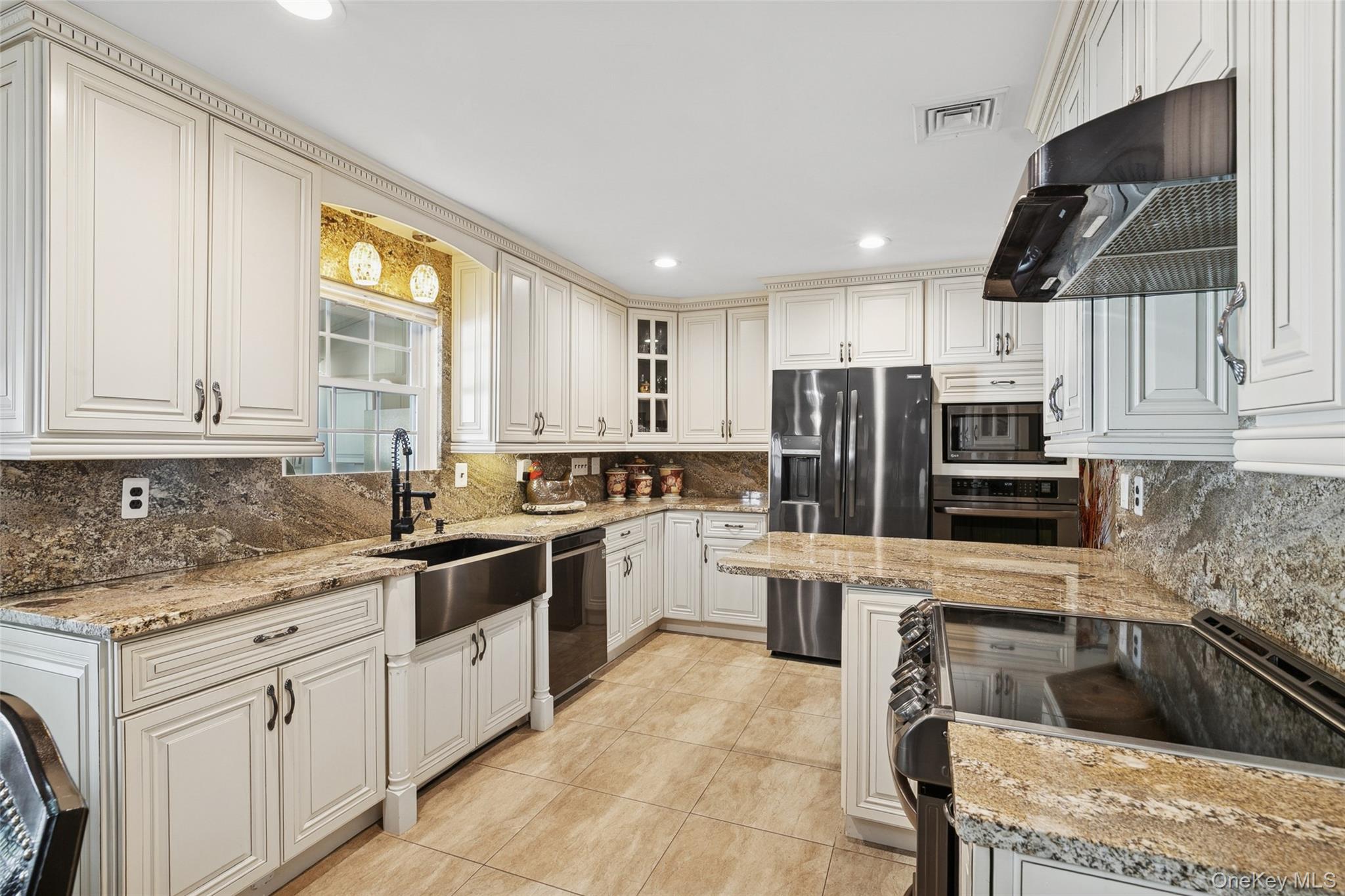 #8 photo, 14-16 gamay Court, サフォーク郡 Commack , NY 11725