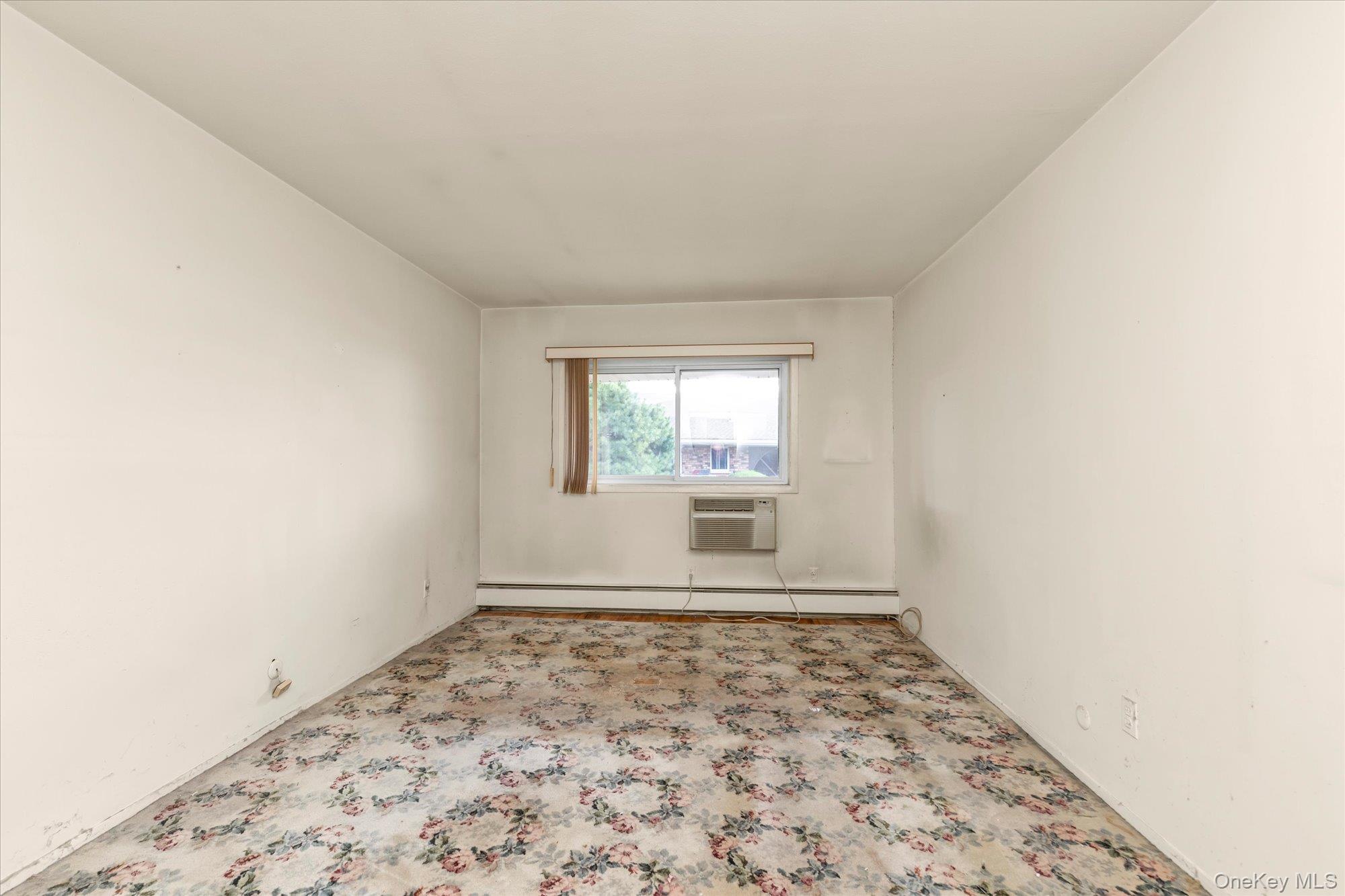 #11 photo, 1 Toms Point Lane, ナッソー郡 Port Washington , NY 11050