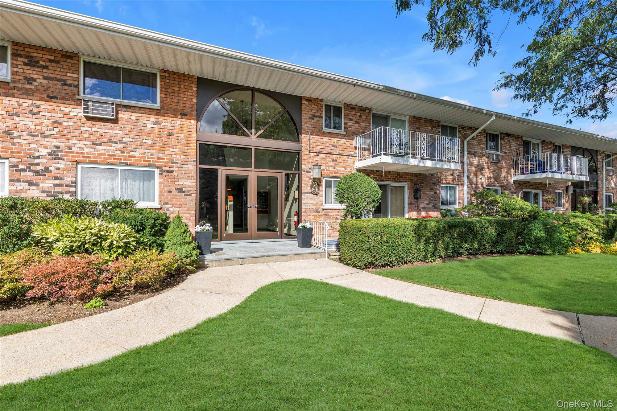 #2 photo, 1 Toms Point Lane, ナッソー郡 Port Washington , NY 11050