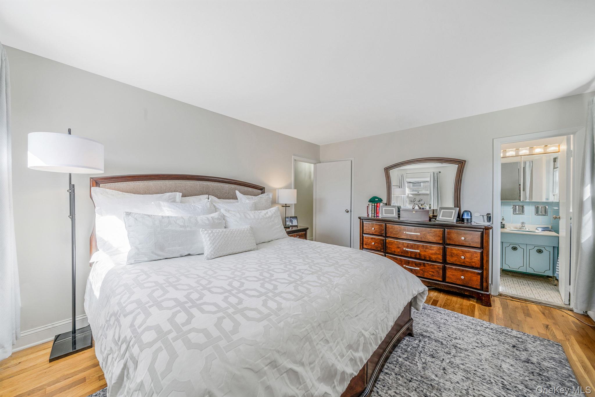 #13 photo, 14632 Willets Point Boulevard, クイーンズ区 Whitestone , NY 11357