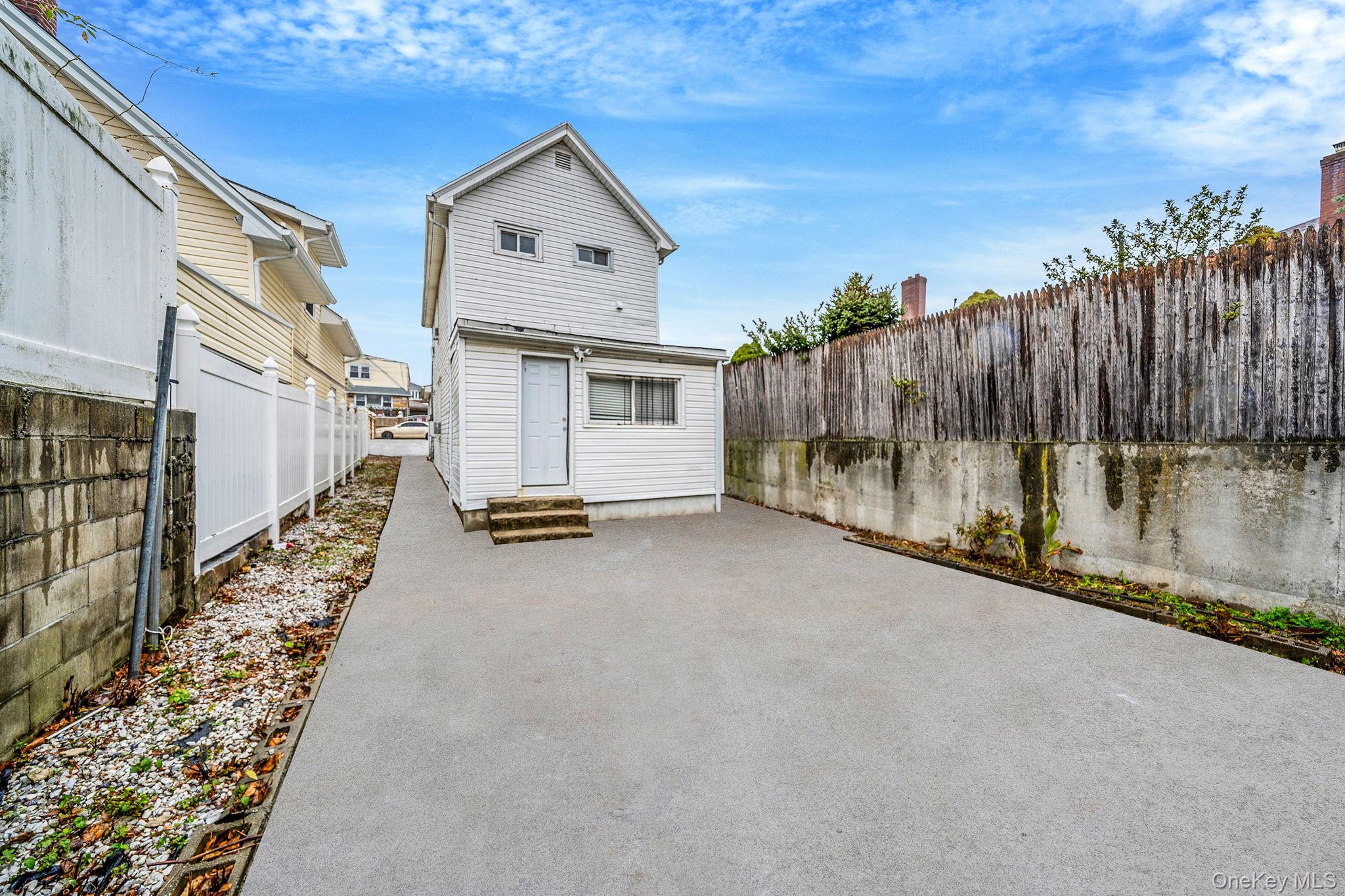 #19 photo, 13015 129th Street, South Ozone Park , NY 11420