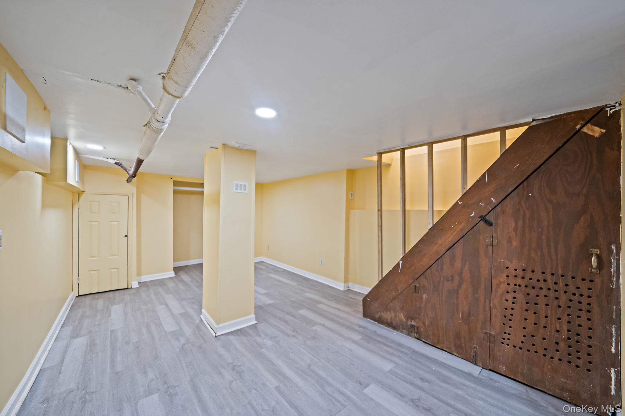 #20 photo, 13015 129th Street, South Ozone Park , NY 11420