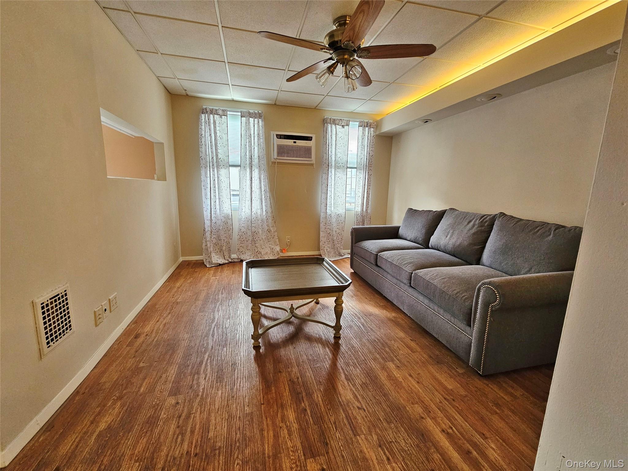 #14 photo, 7852 79th Lane, クイーンズ区 Glendale , NY 11385