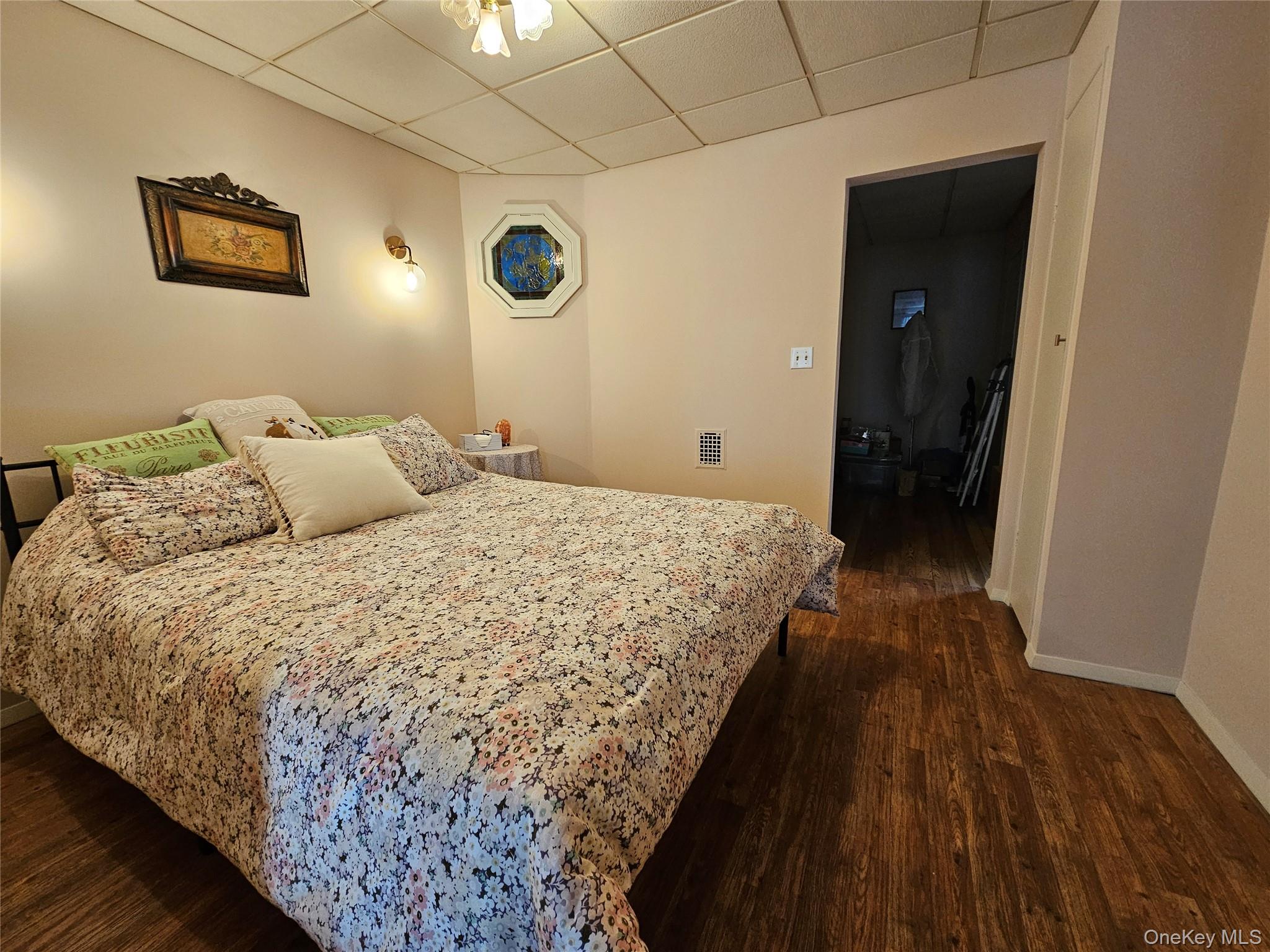 #15 photo, 7852 79th Lane, クイーンズ区 Glendale , NY 11385