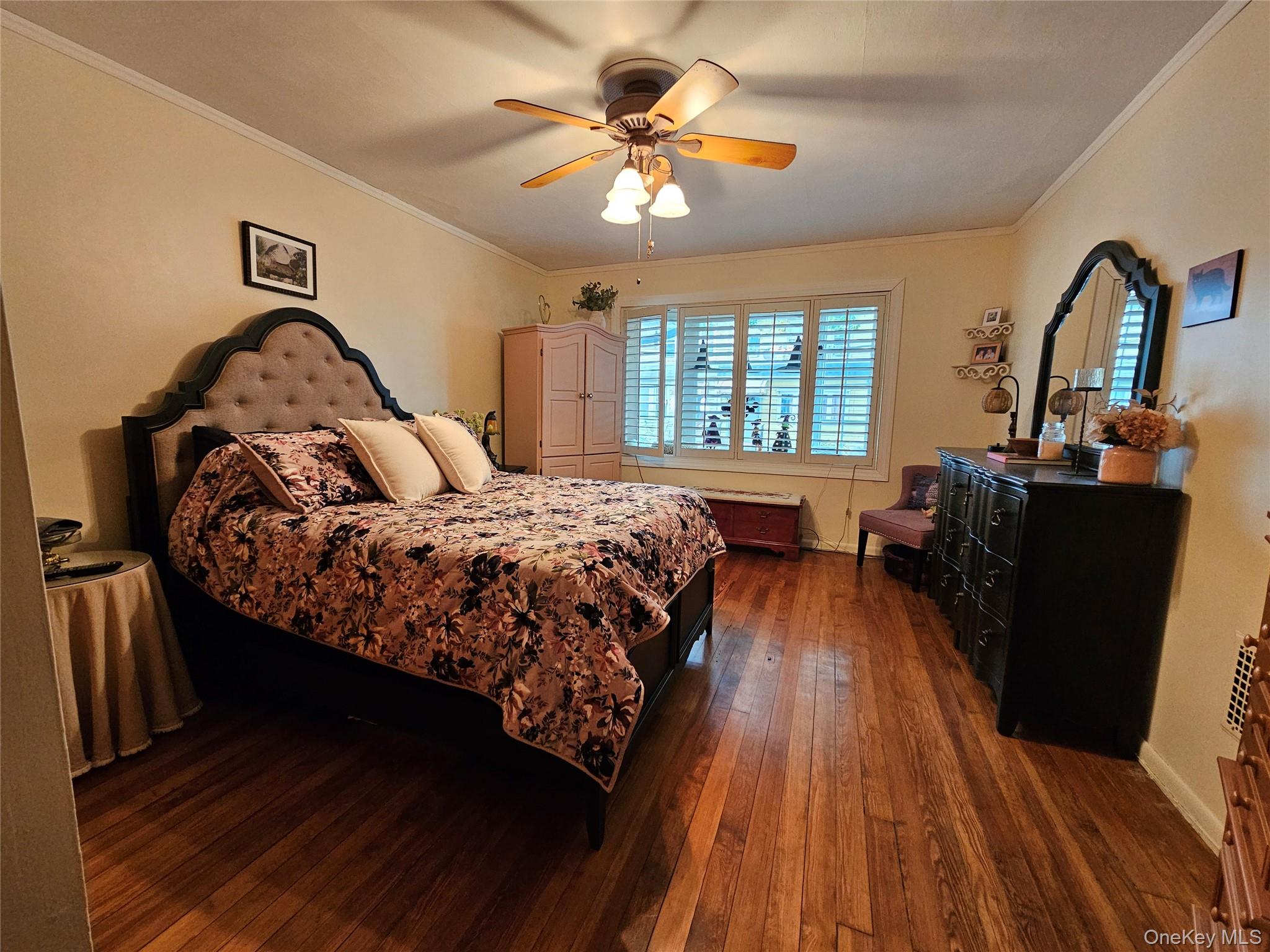 #6 photo, 7852 79th Lane, クイーンズ区 Glendale , NY 11385