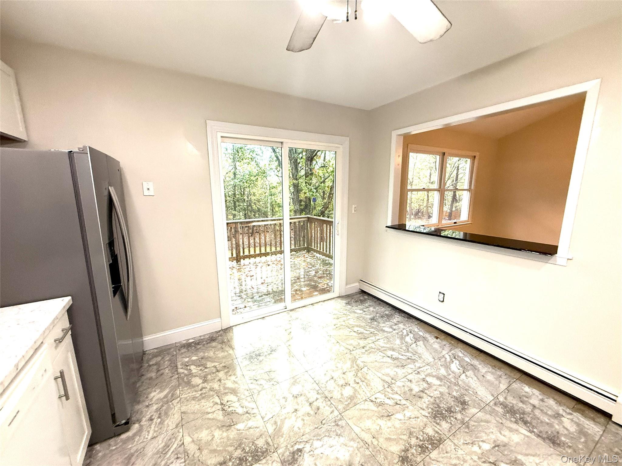 #12 photo, 307 S Bicycle Path, サフォーク郡 Farmingville , NY 11738