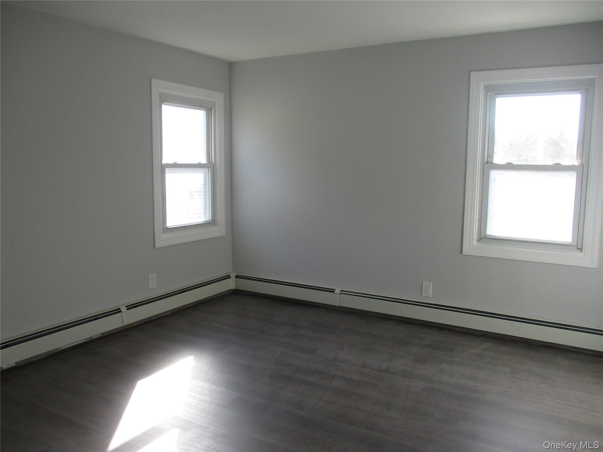 #9 photo, 231 Washington Avenue, ナッソー郡 Mineola , NY 11501