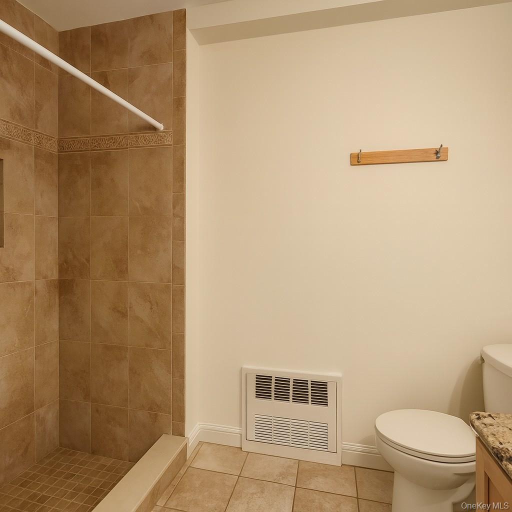 #10 photo, 1980 Starr Street, クイーンズ区 Ridgewood , NY 11385