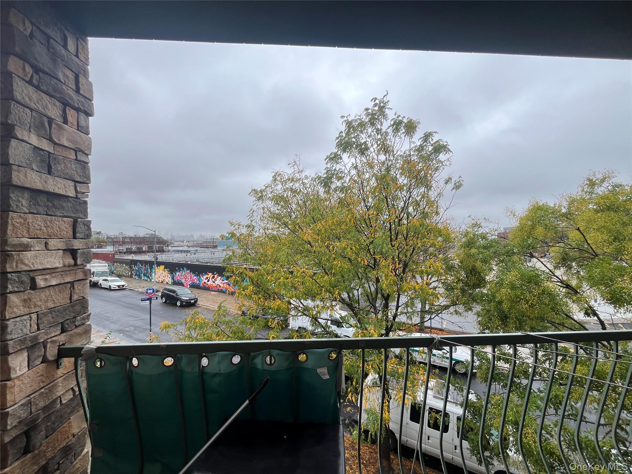 #11 photo, 1980 Starr Street, クイーンズ区 Ridgewood , NY 11385