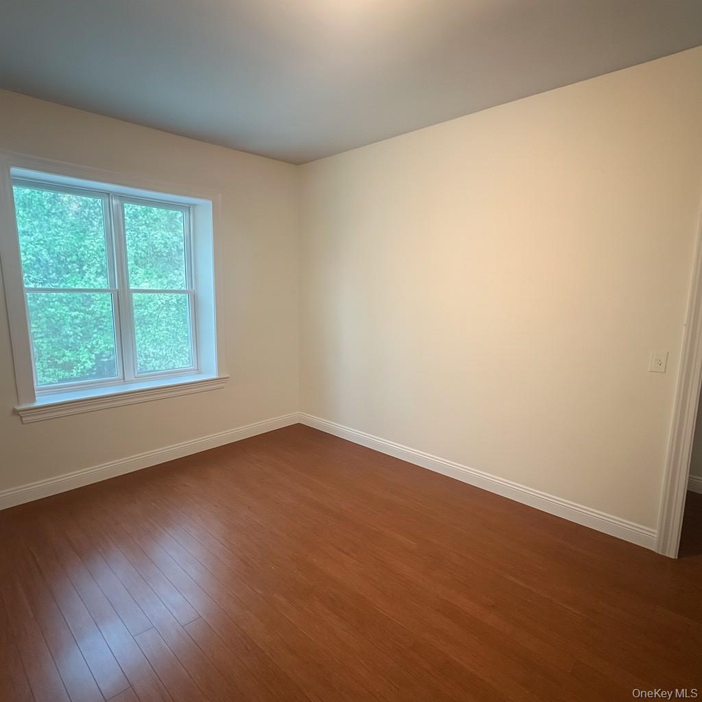 #5 photo, 1980 Starr Street, クイーンズ区 Ridgewood , NY 11385