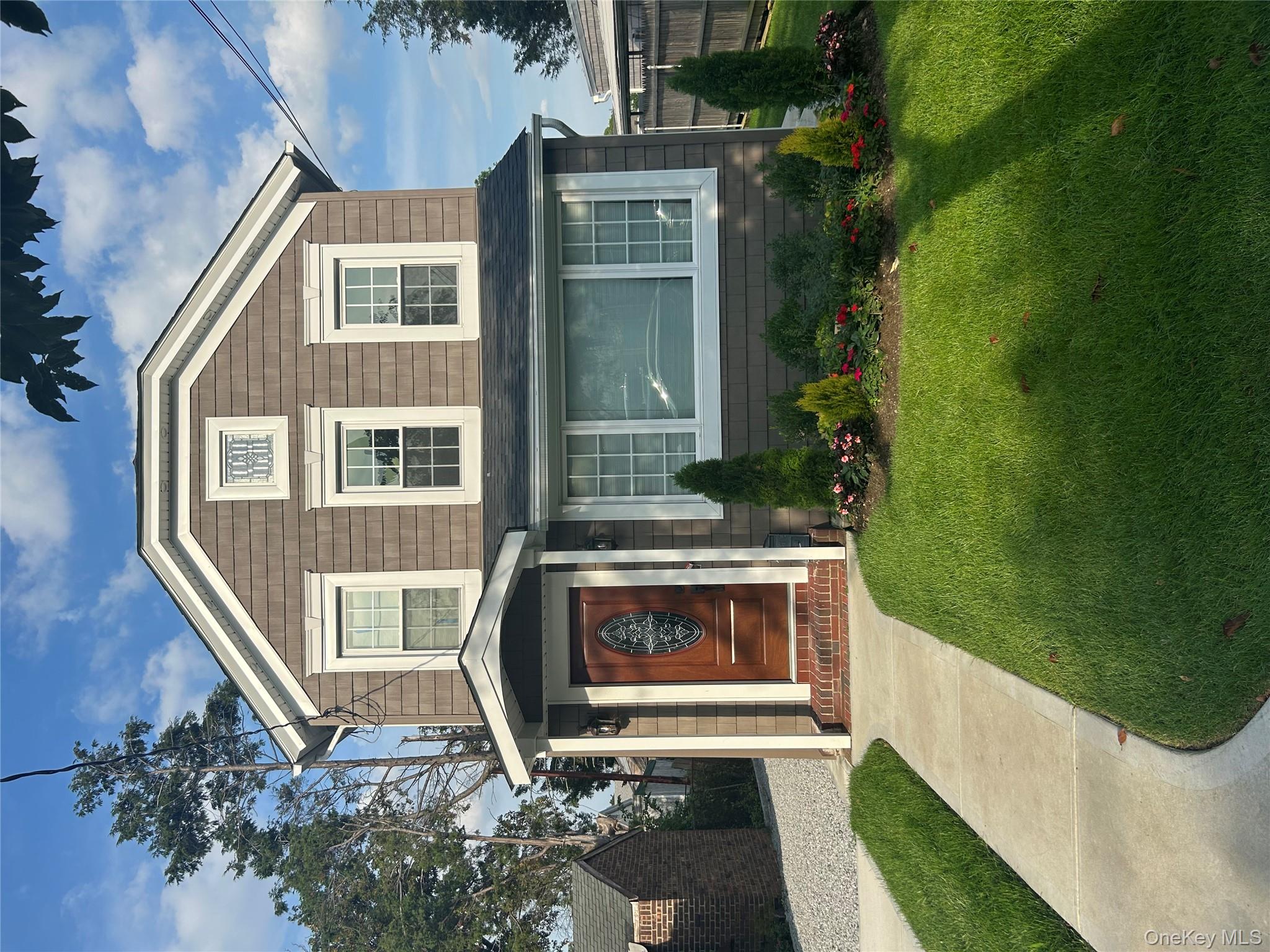 #1 photo, 14-11 147th Street, クイーンズ区 Whitestone , NY 11357