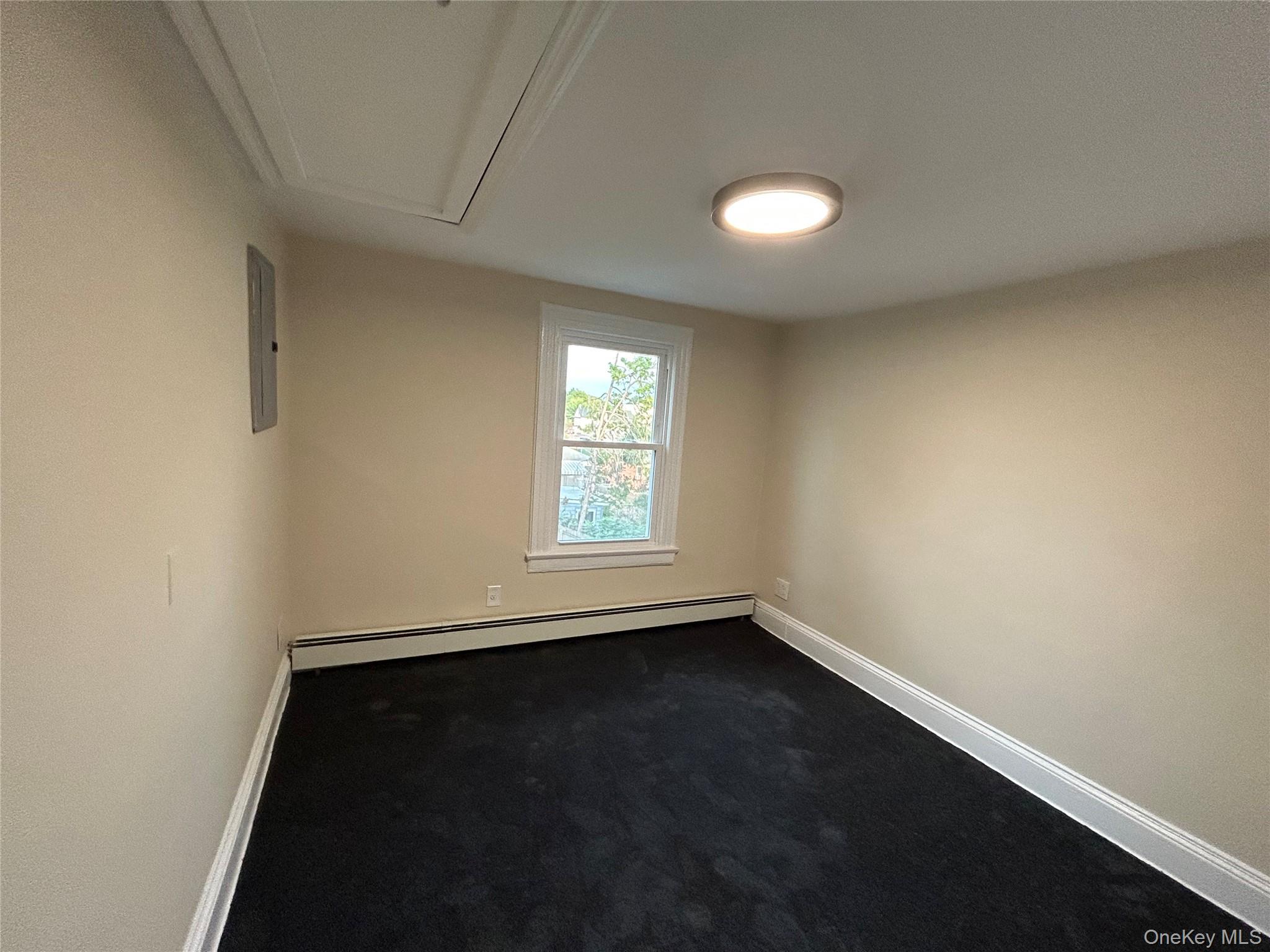 #6 photo, 14-11 147th Street, クイーンズ区 Whitestone , NY 11357