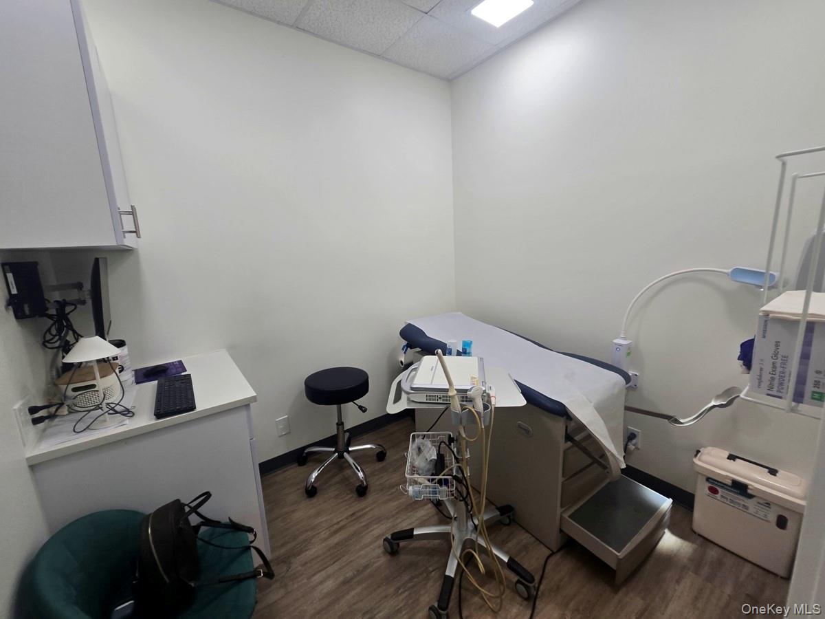 #11 photo, 95-30 Queens Boulevard, クイーンズ区 Rego Park , NY 11374