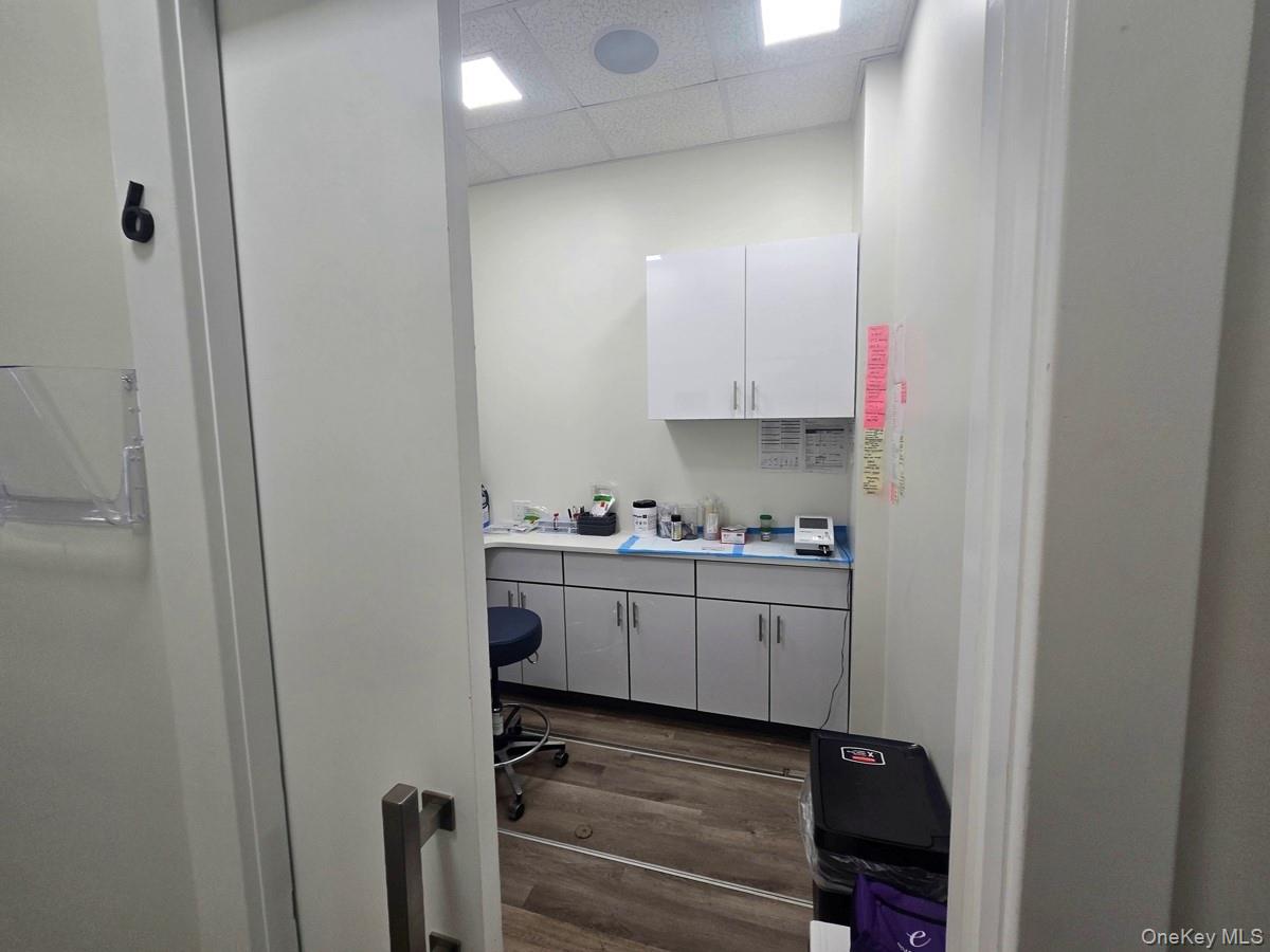 #16 photo, 95-30 Queens Boulevard, クイーンズ区 Rego Park , NY 11374