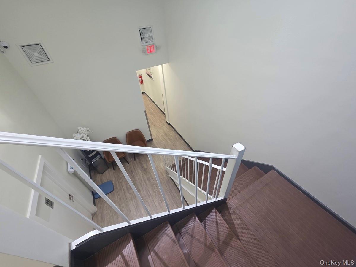 #20 photo, 95-30 Queens Boulevard, クイーンズ区 Rego Park , NY 11374