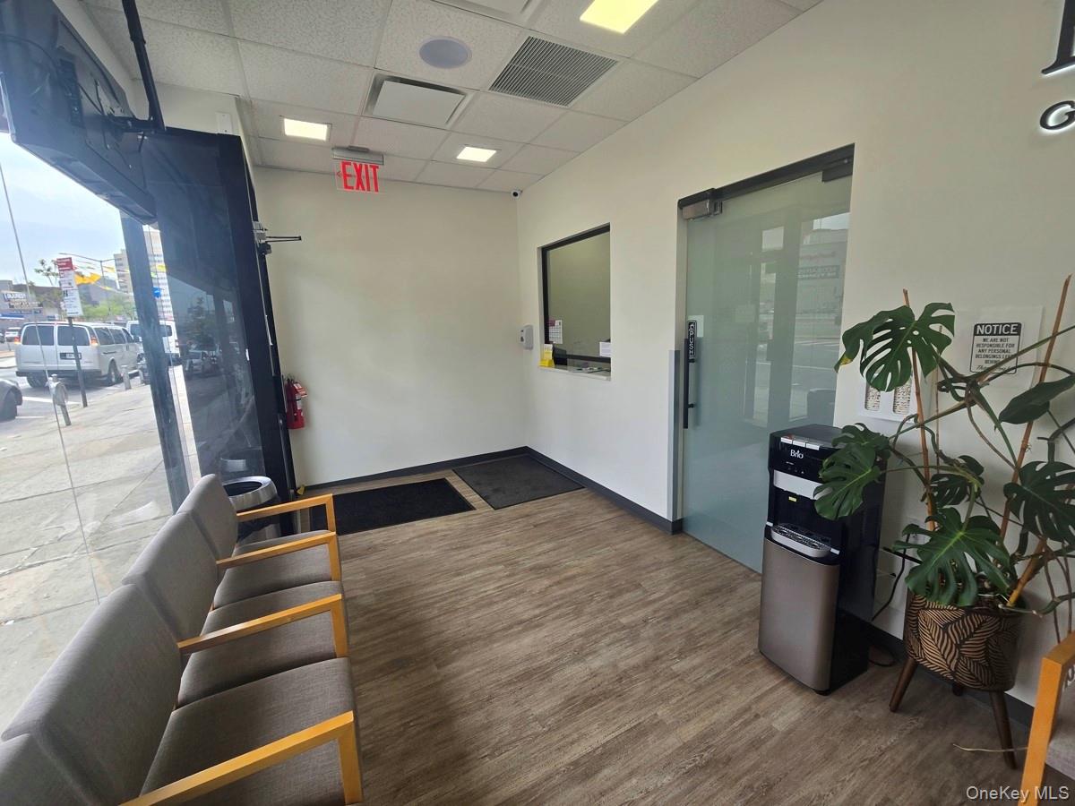 #8 photo, 95-30 Queens Boulevard, クイーンズ区 Rego Park , NY 11374