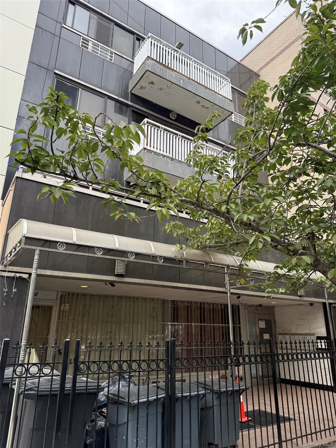 #1 photo, 132-35 Pople Avenue, クイーンズ区 Flushing , NY 11355