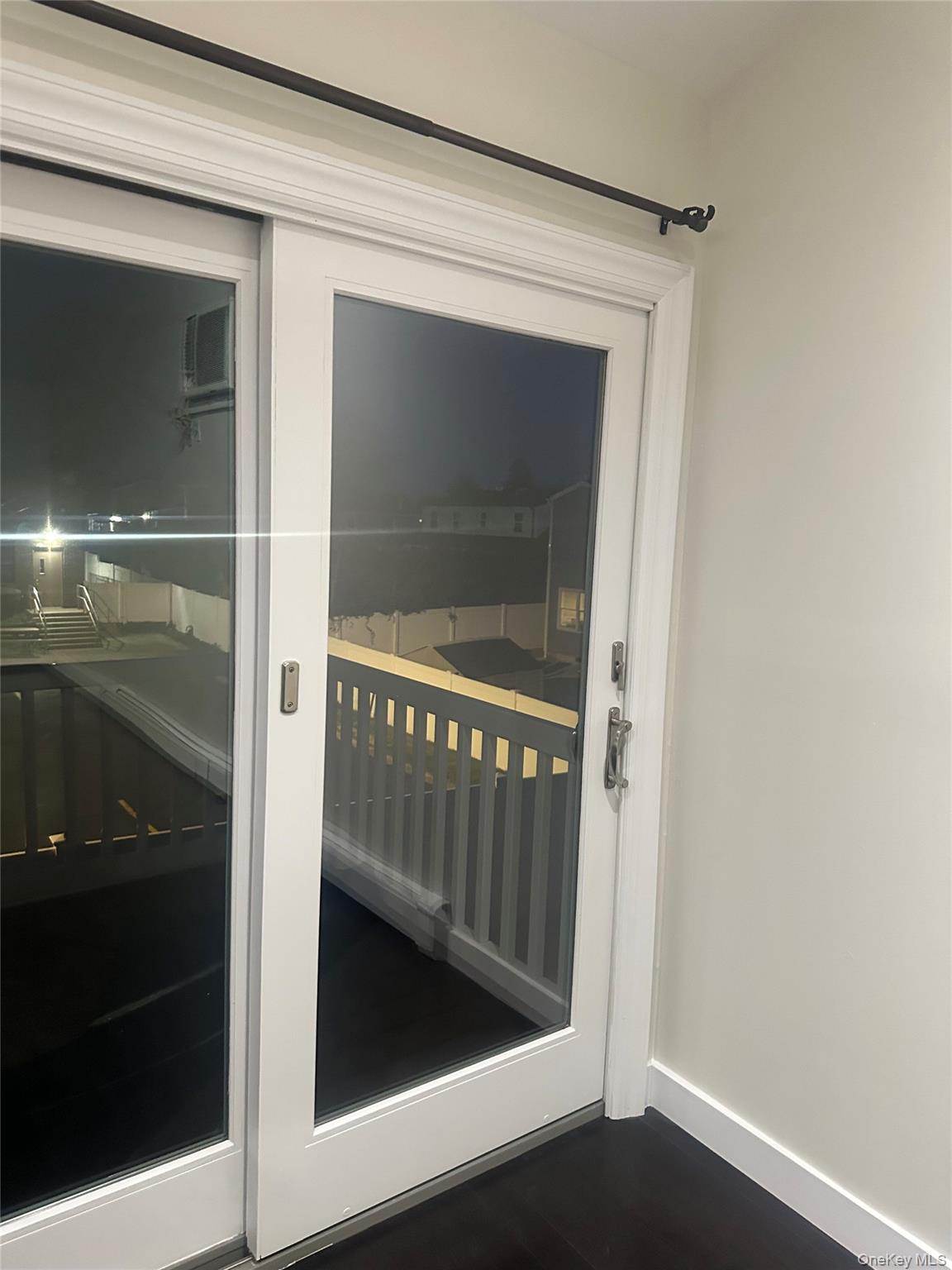 #2 photo, West Babylon, サフォーク郡 West Babylon , NY 11704