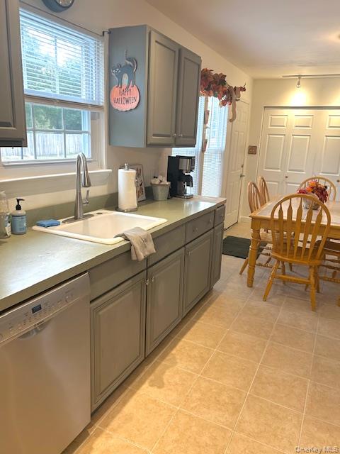 #3 photo, 4 Green Terrace, サフォーク郡 Ridge , NY 11961