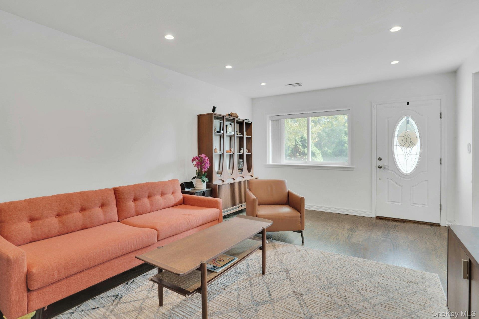 #14 photo, 219 Storm Drive, サフォーク郡 Holtsville , NY 11742