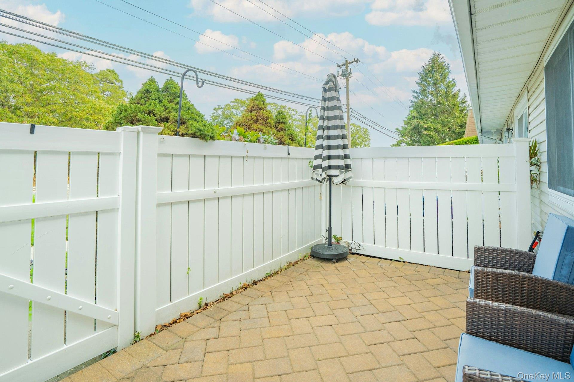 #8 photo, 219 Storm Drive, サフォーク郡 Holtsville , NY 11742