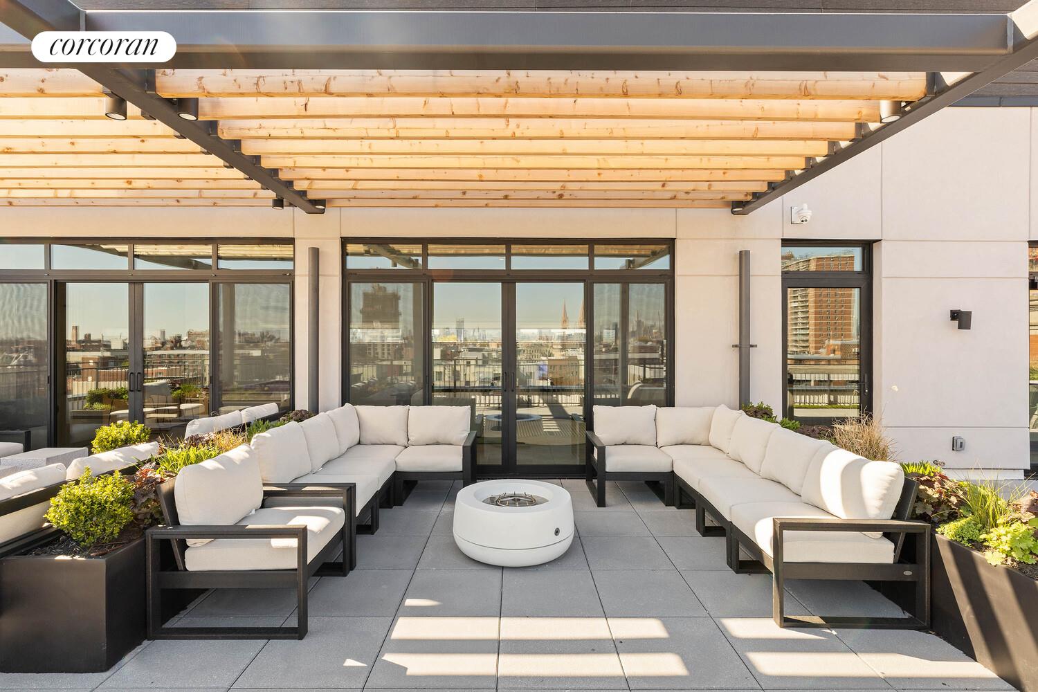 #16 photo, Brooklyn, Williamsburg,South , NY 11206