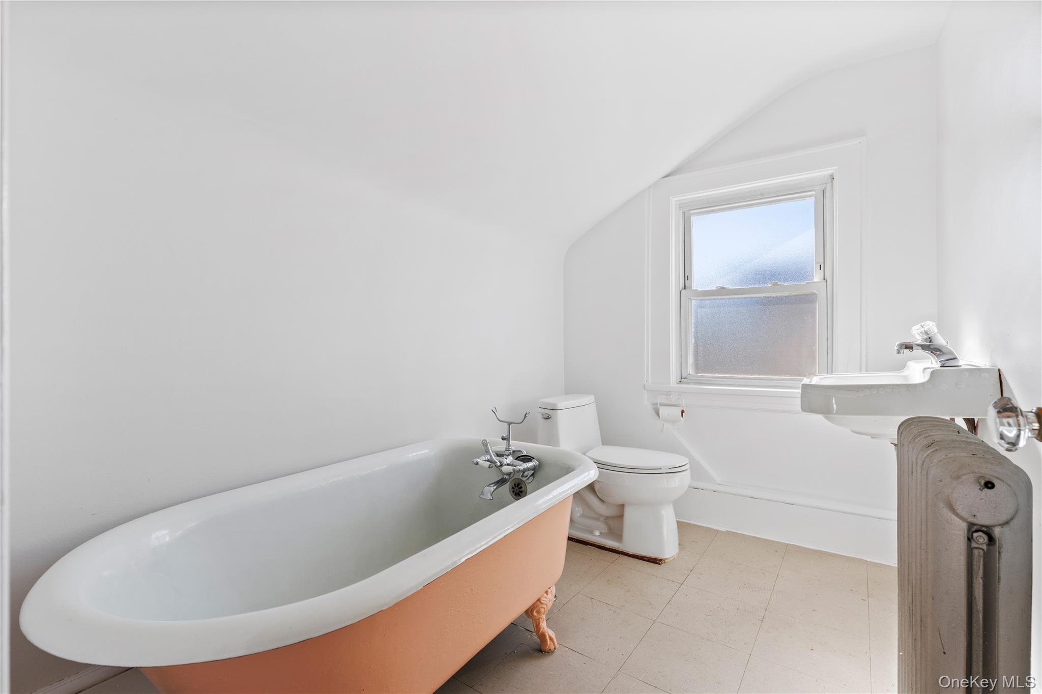 #19 photo, 77 Hillside Avenue, New Rochelle , NY 10801