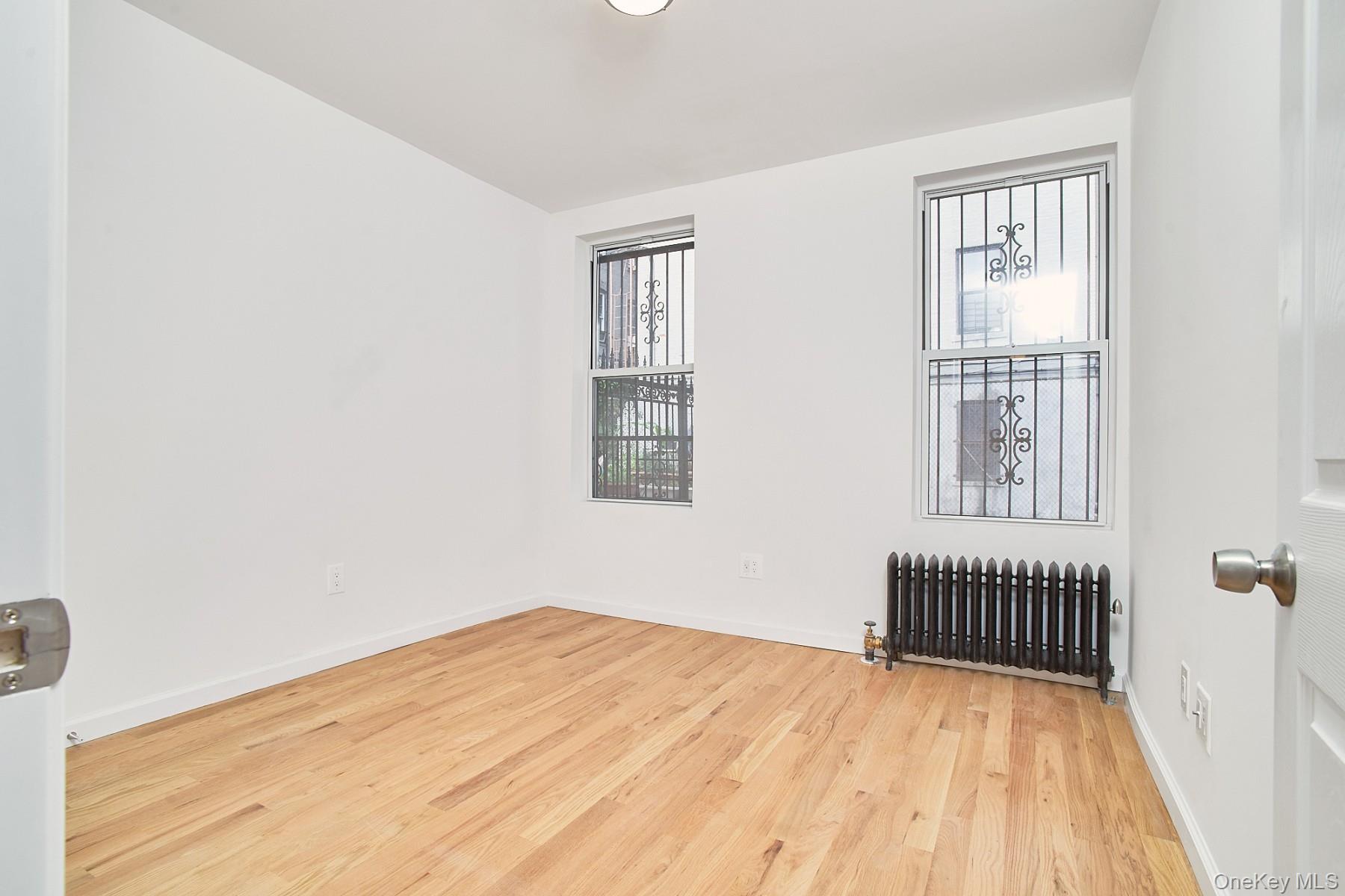 #15 photo, 1069 Grant Avenue, ブロンクス区 Bronx , NY 10456