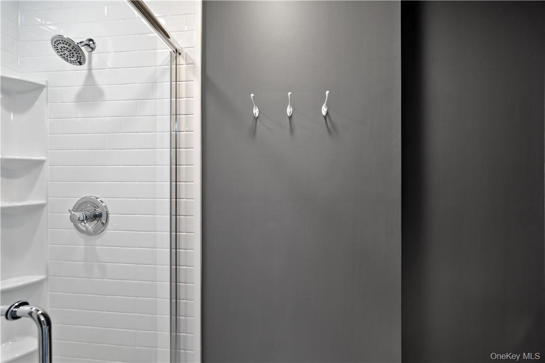 #12 photo, 58 Park Drive, Mount Kisco , NY 10549