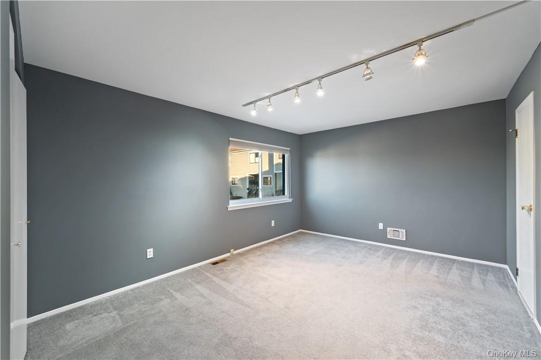 #15 photo, 58 Park Drive, Mount Kisco , NY 10549