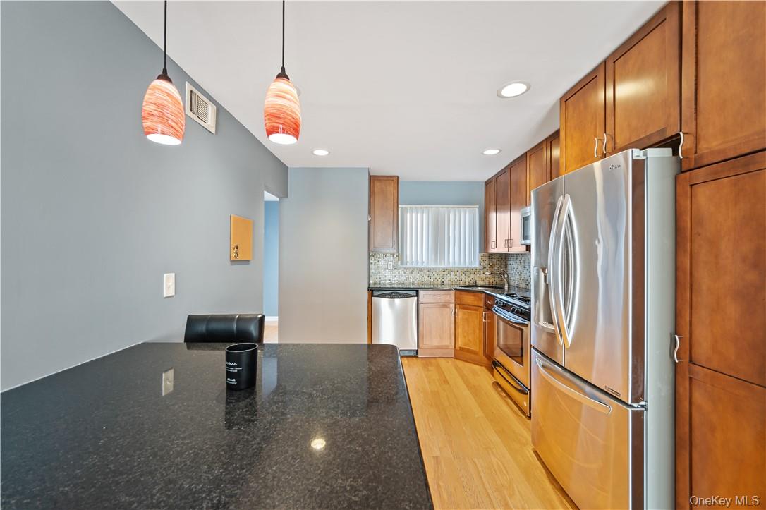 #2 photo, 58 Park Drive, Mount Kisco , NY 10549