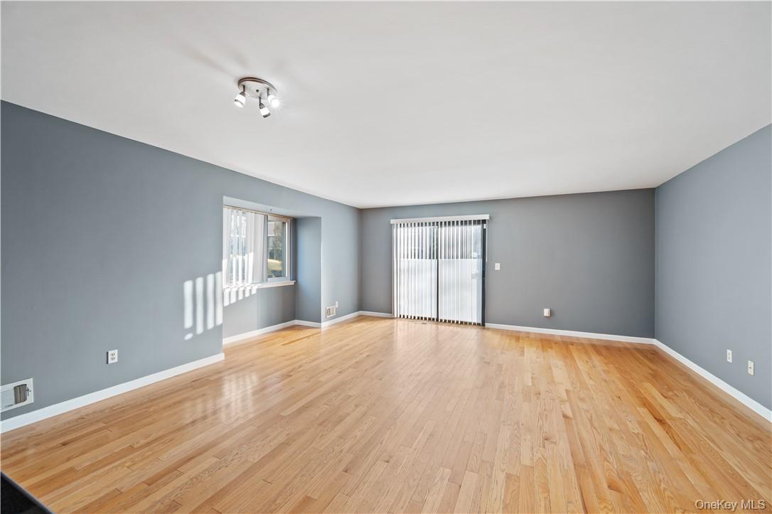 #5 photo, 58 Park Drive, Mount Kisco , NY 10549