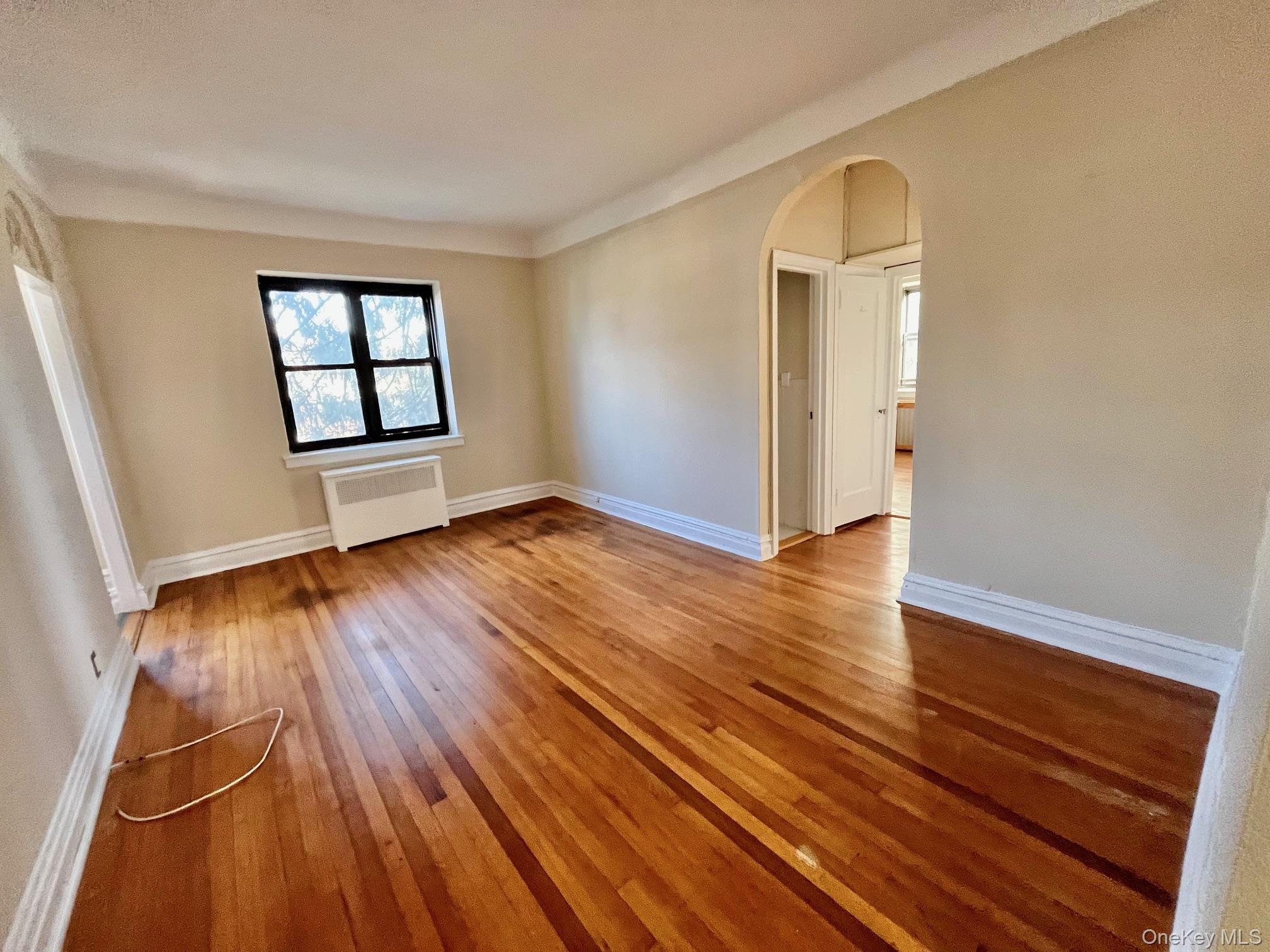 #8 photo, 110 Stonelea Stonelea, New Rochelle , NY 10801