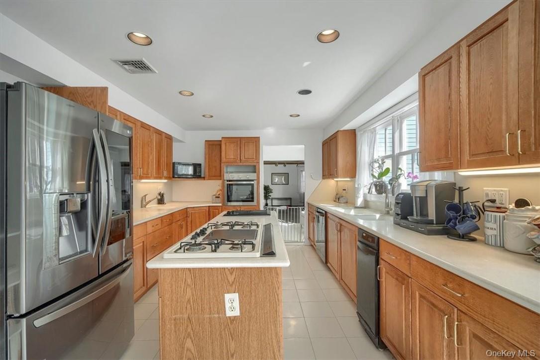 #11 photo, 10 High Tor Road, New City , NY 10956