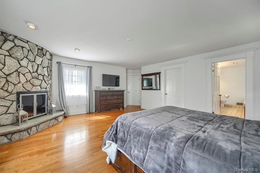 #17 photo, 10 High Tor Road, New City , NY 10956