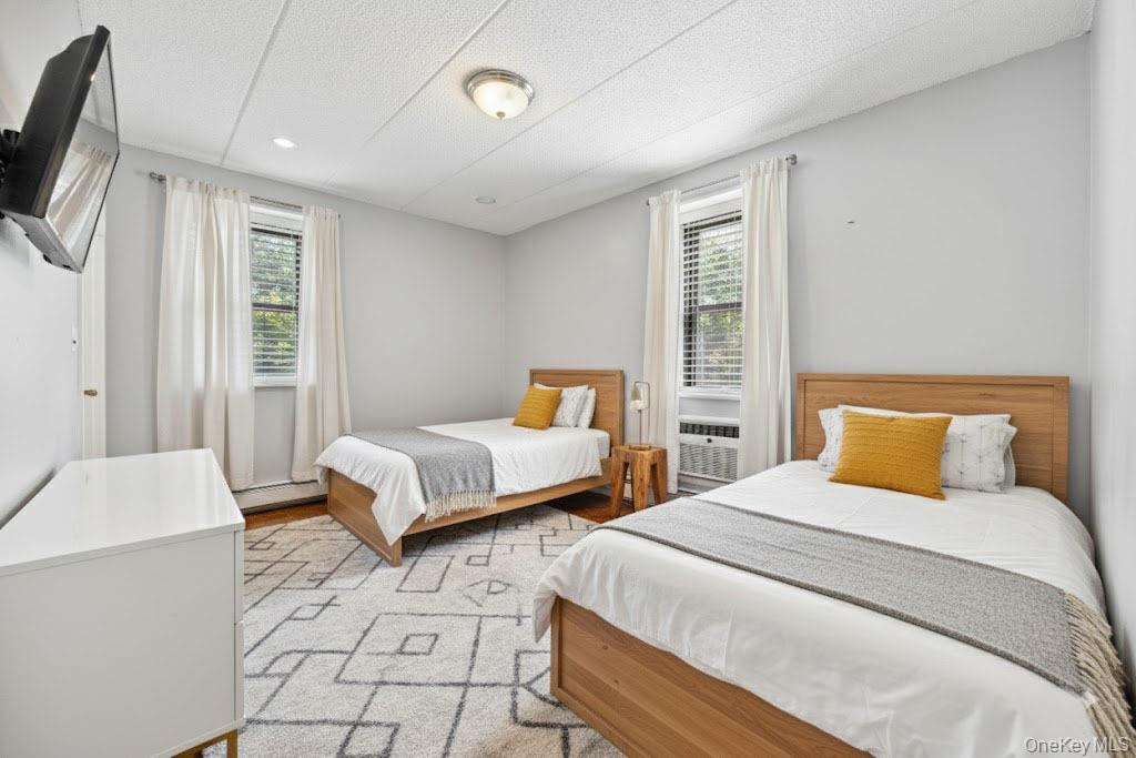 #8 photo, 1085 Warburton Avenue, Yonkers , NY 10701