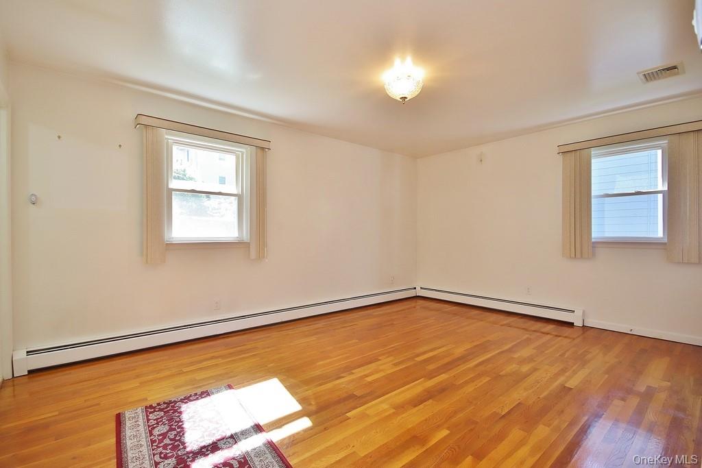 #10 photo, 570 Manville Road, Pleasantville , NY 10570