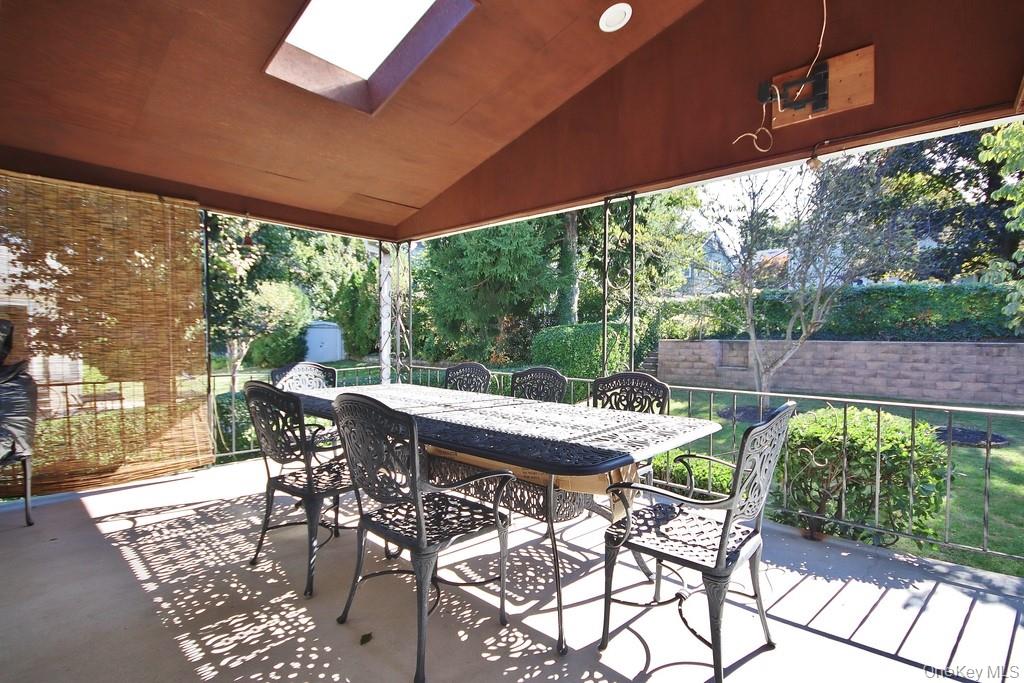 #18 photo, 570 Manville Road, Pleasantville , NY 10570